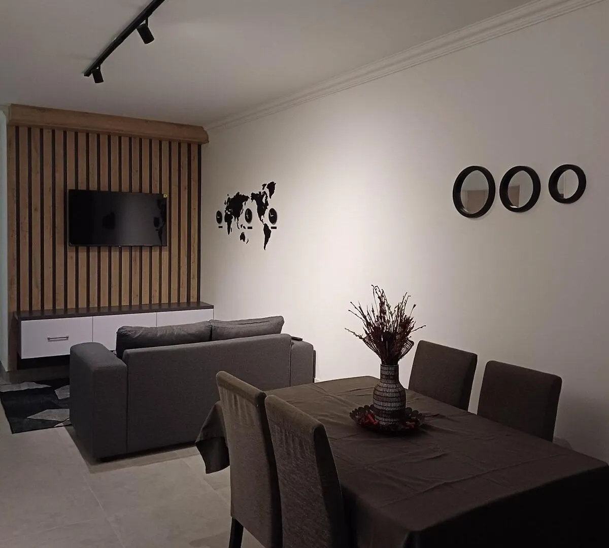 Hydepark Apartments 45 Cape Town